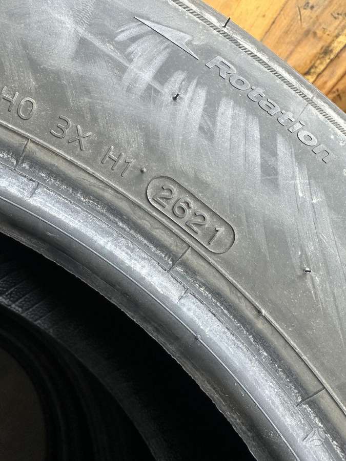 Hankook, žieminės 215/65 R17