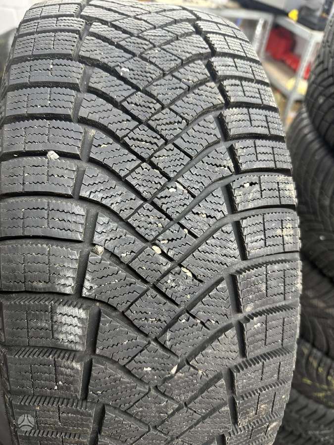 Pirelli, winter 225/45 R17