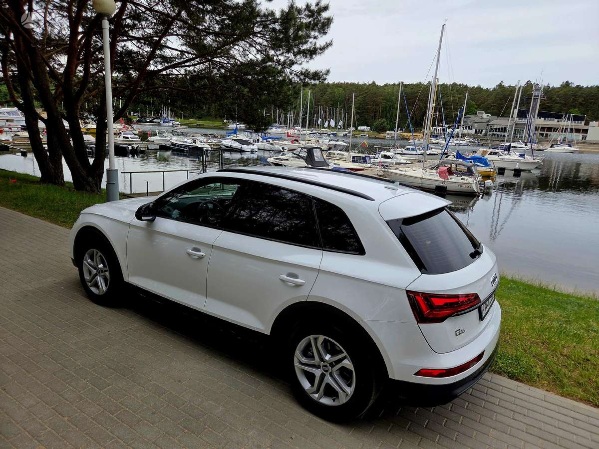Audi Q5, 2.0 l., visureigis / krosoveris
