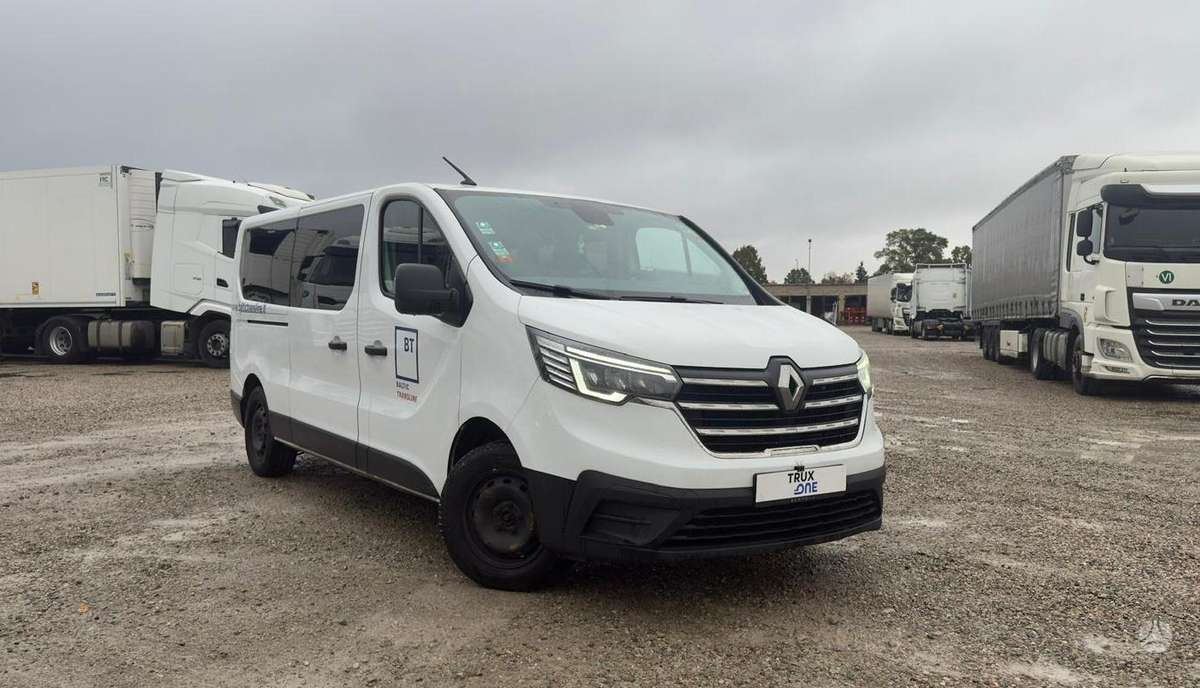Renault Trafic, passenger minibus