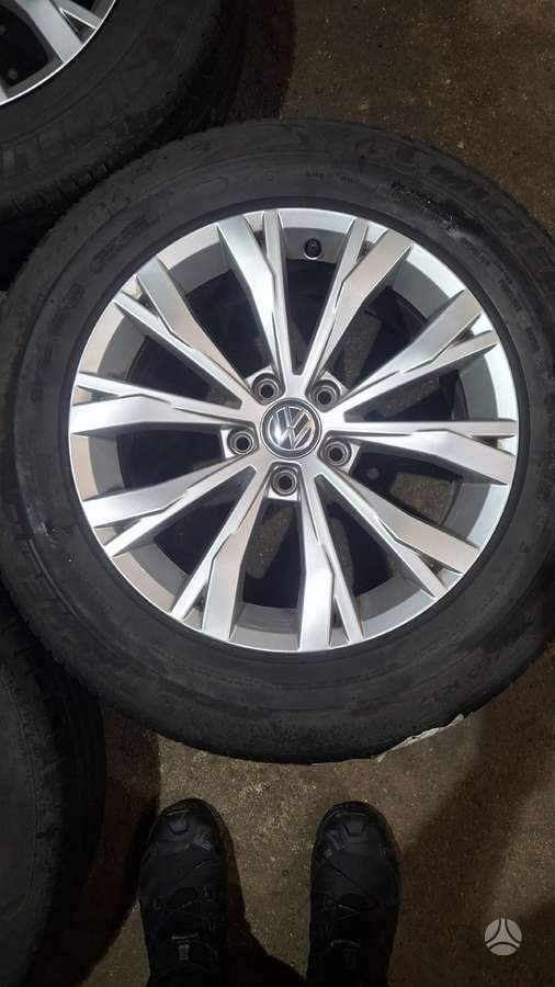 Volkswagen Tiguan, light alloy, R17