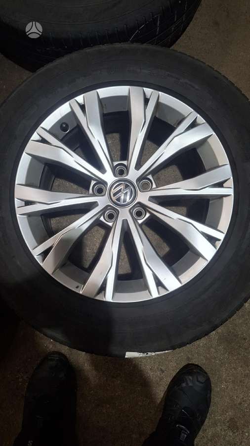 Volkswagen Tiguan, light alloy, R17