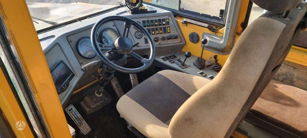 Volvo A30 C 6X6, самосвалы