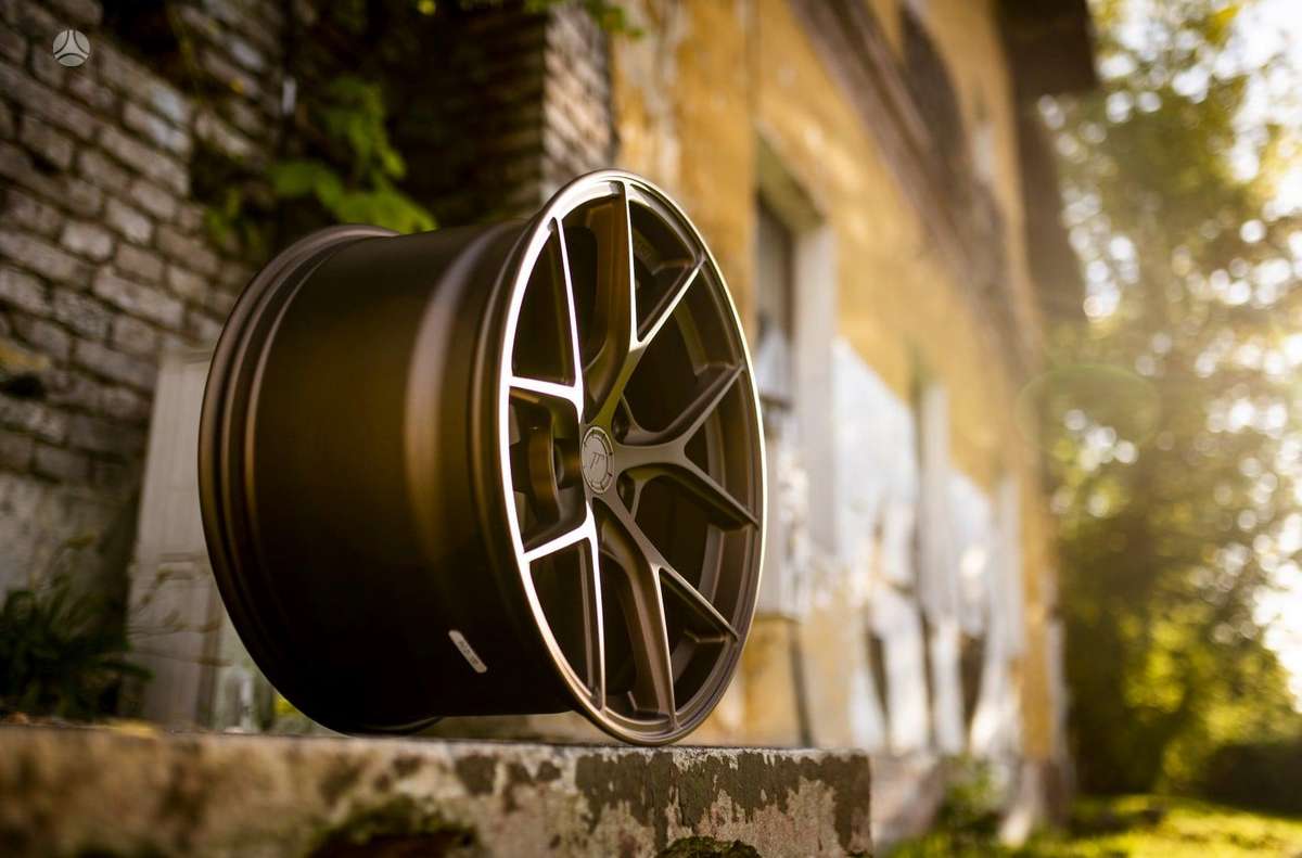 Japan Racing SL01 Bronze FlowForm, легкосплавные , R19
