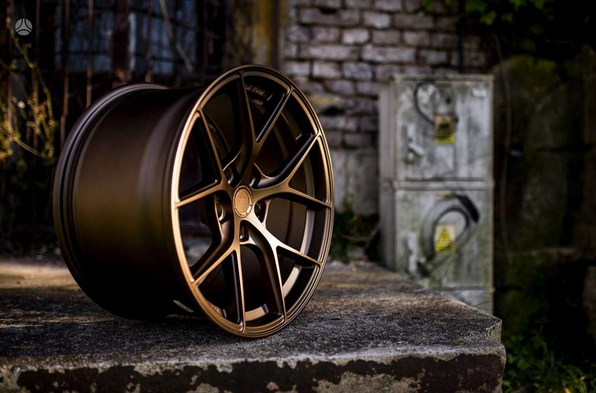 Japan Racing SL01 Bronze FlowForm, легкосплавные , R19