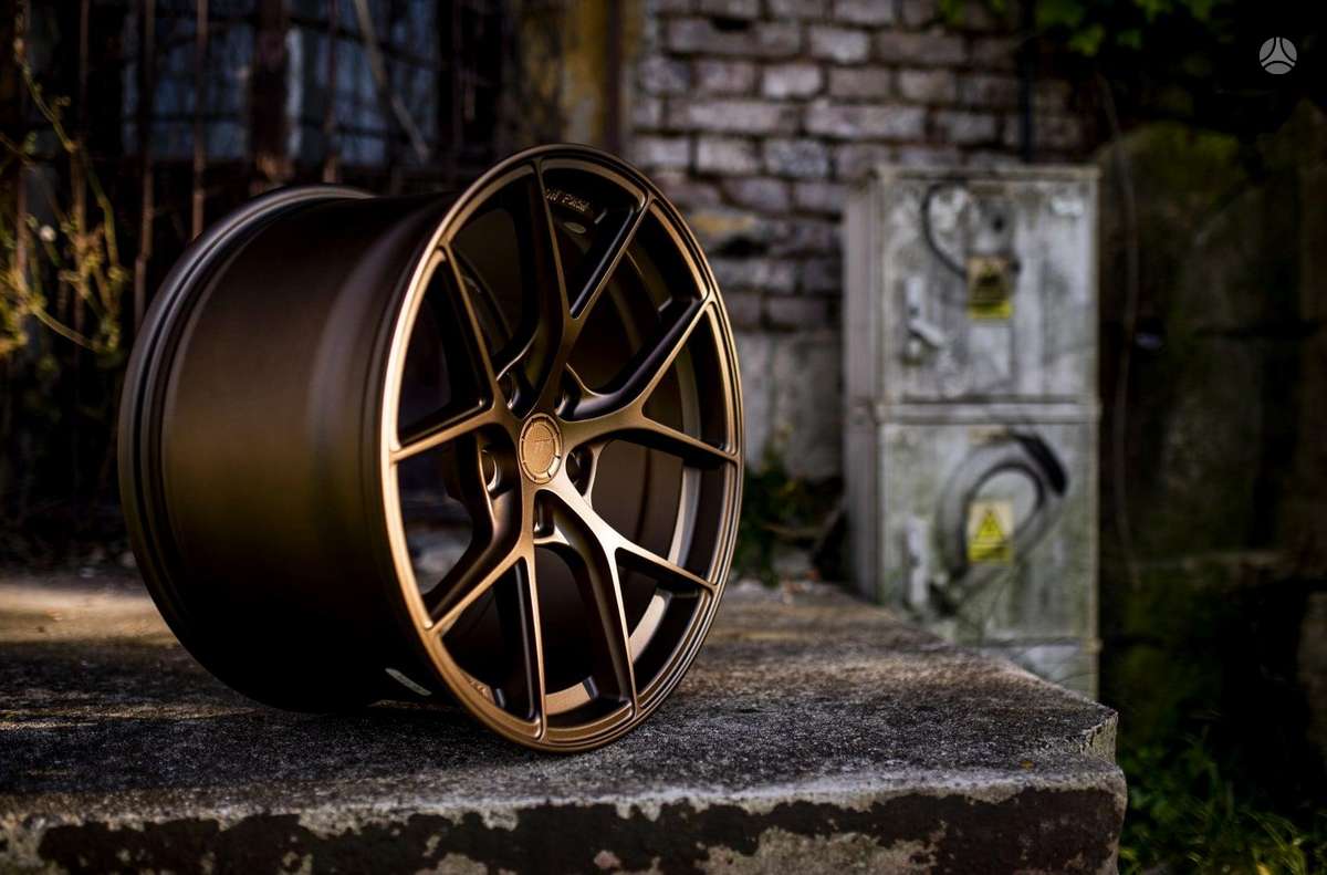 Japan Racing SL01 Bronze FlowForm, light alloy, R19