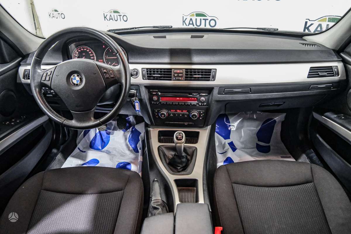 BMW 318, 2.0 l., Универсал