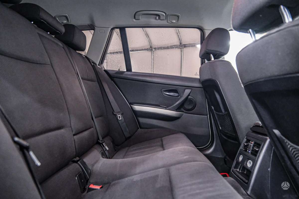 BMW 318, 2.0 l., Универсал