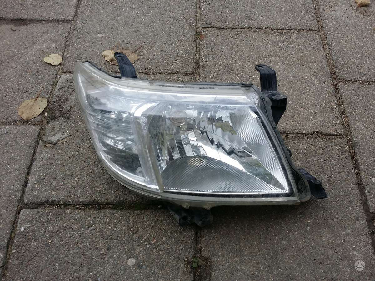 Toyota Hilux детали кузова