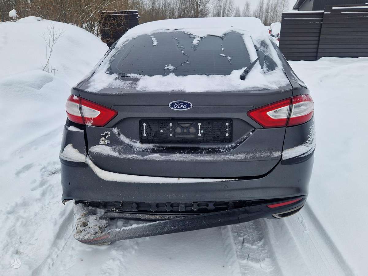 Ford Mondeo dalimis