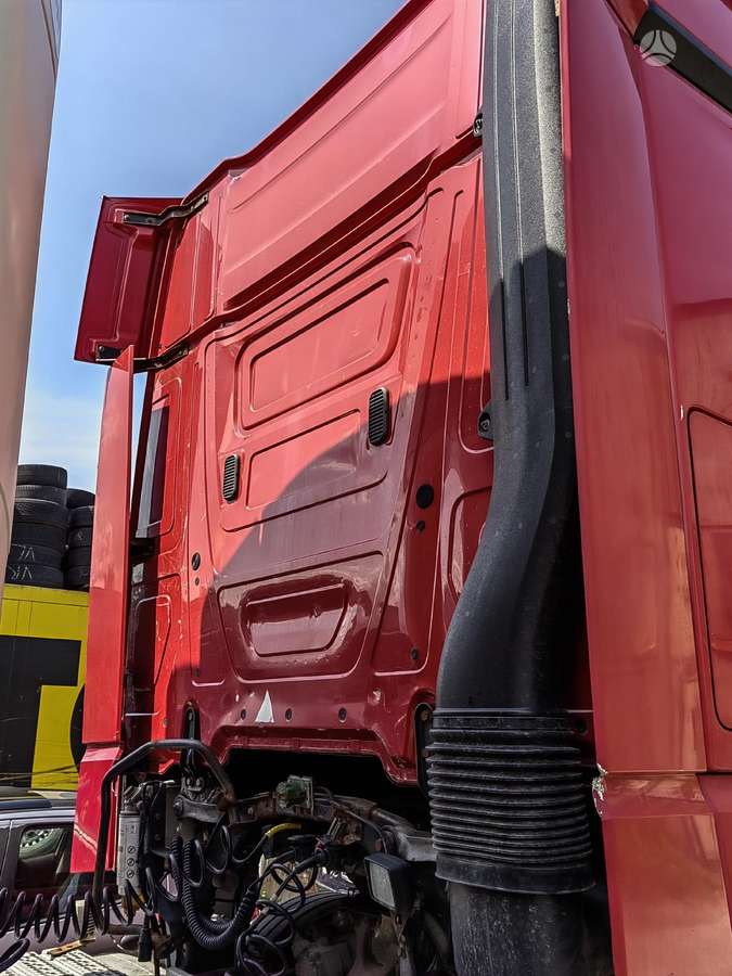 Mercedes-Benz GigaSpace Actros 1845, double sleeper