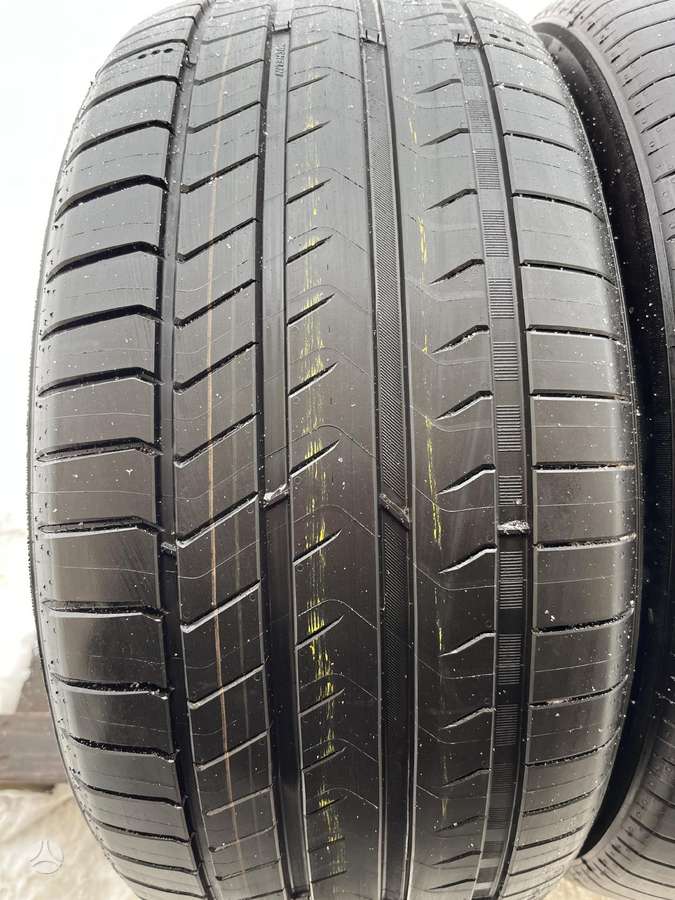 Michelin Pilot Sport EV, summer 265/40 R20