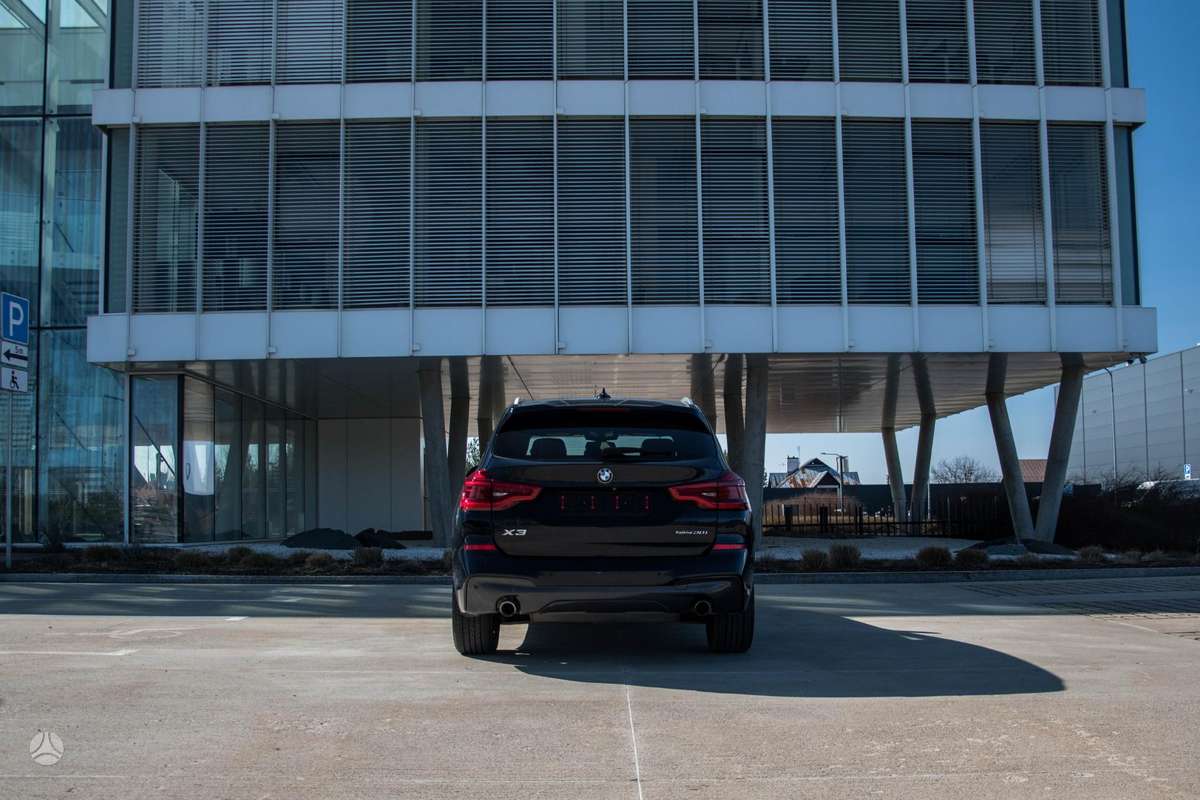 BMW X3, 2.0 l., Внедорожник / Кроссовер