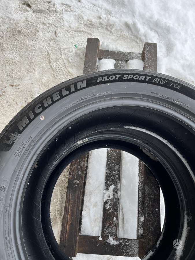 Michelin Pilot Sport, summer 255/50 R20