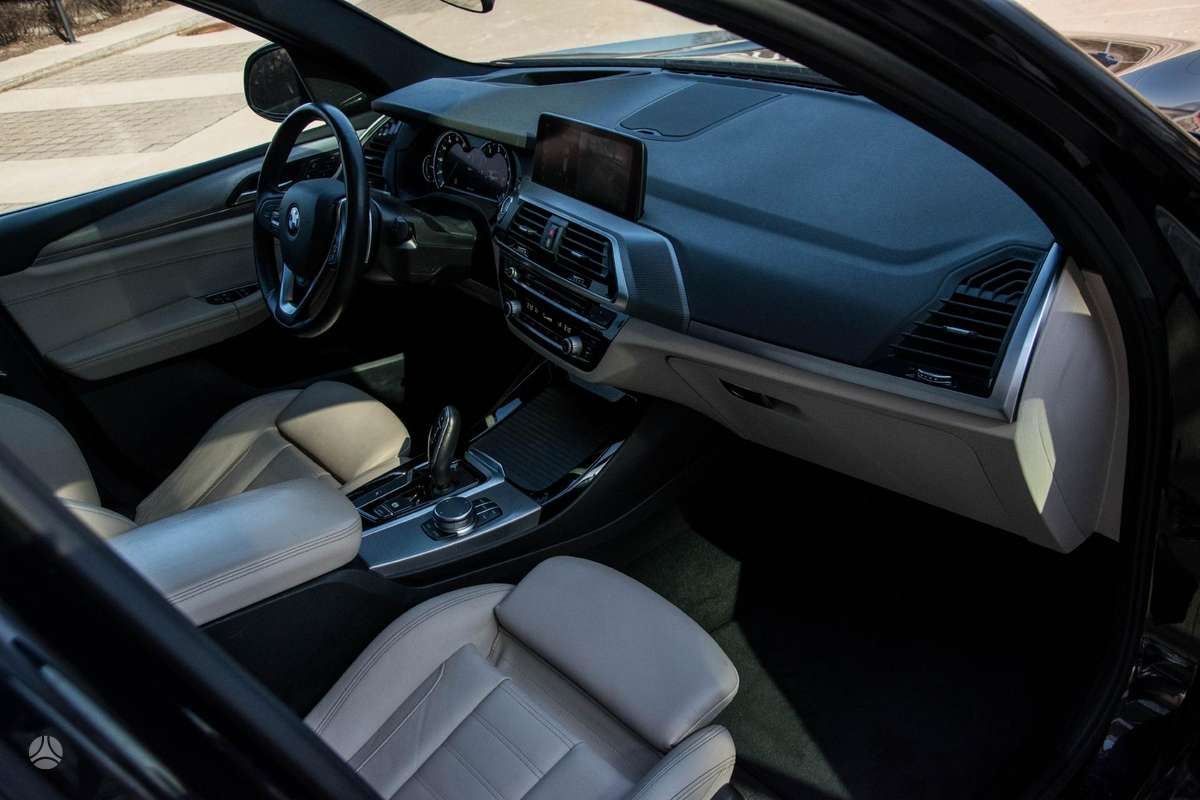 BMW X3, 2.0 l., Внедорожник / Кроссовер