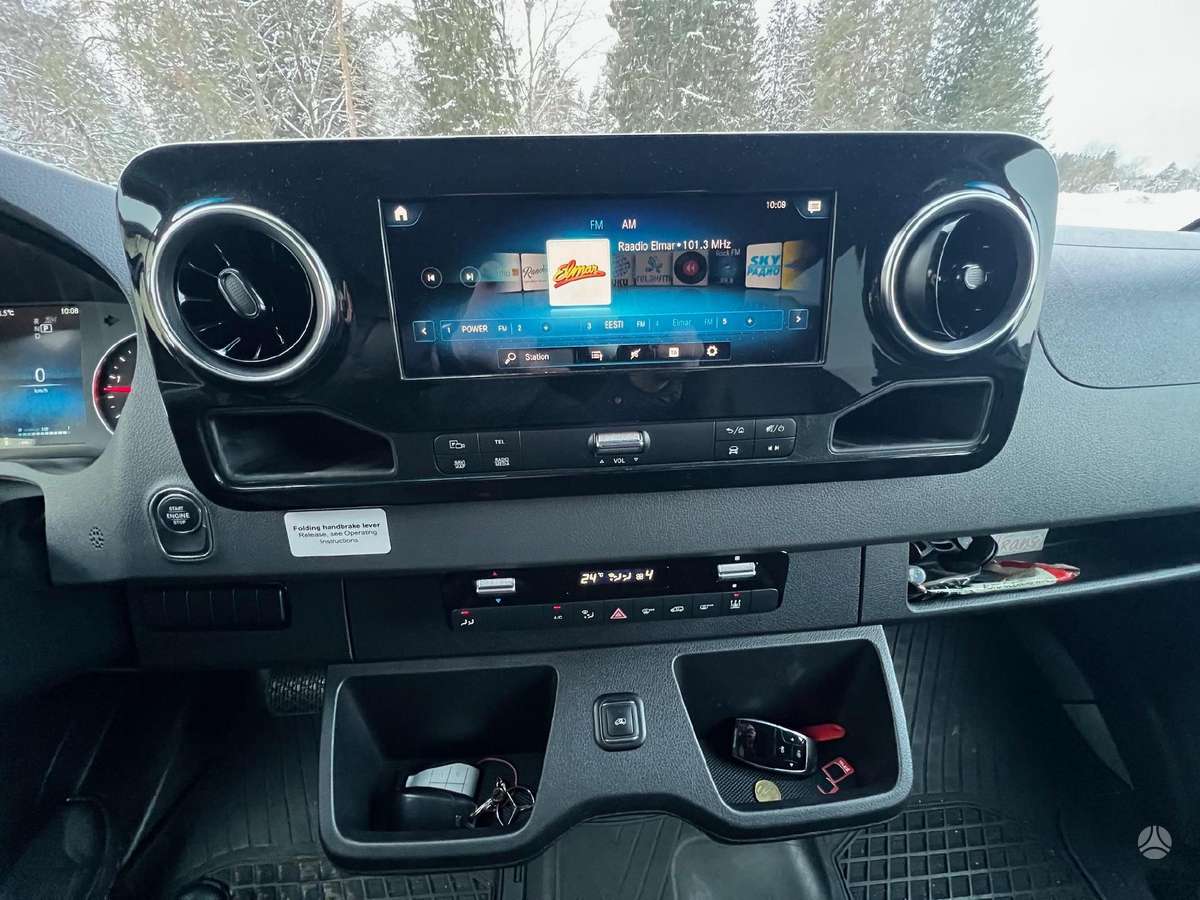 Mercedes-Benz -kita-, 2019 11