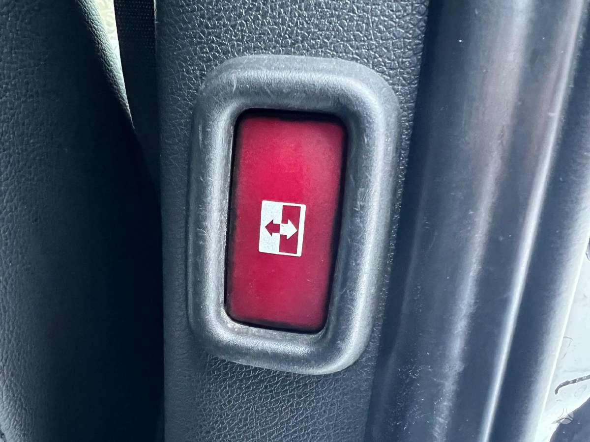 Mercedes-Benz -kita-, 2019 15