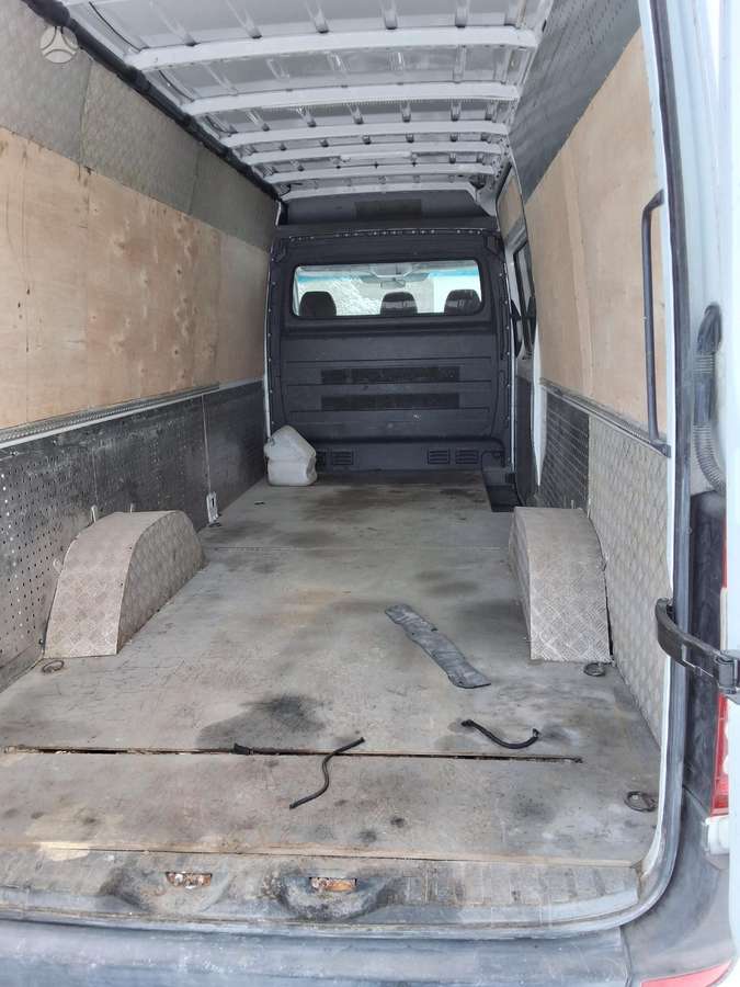 Mercedes-Benz Sprinter, 2011 7