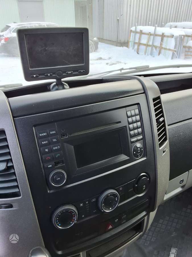 Mercedes-Benz Sprinter, 2011 8