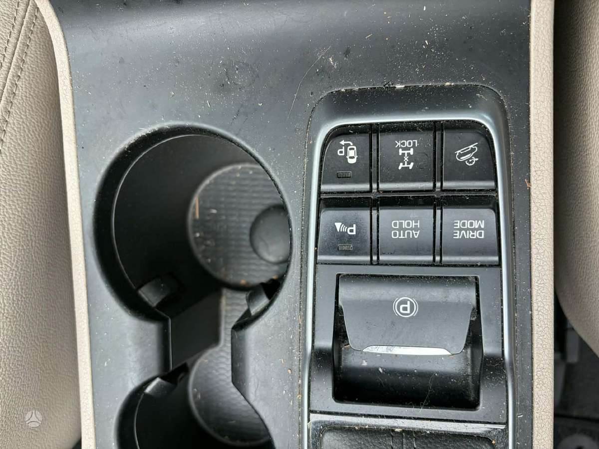 Hyundai Tucson rezerves daļās