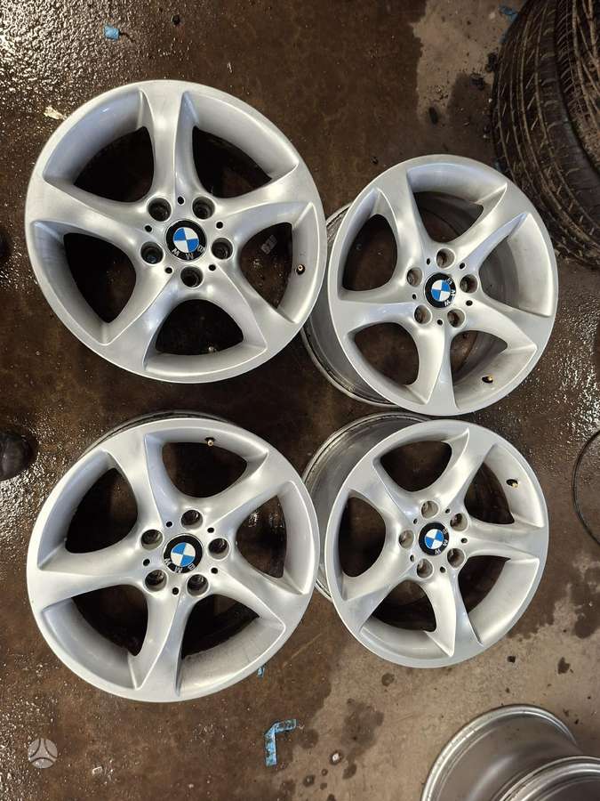 BMW, lengvojo lydinio, R17
