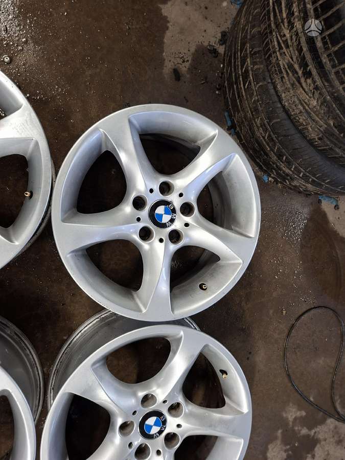 BMW, lengvojo lydinio, R17