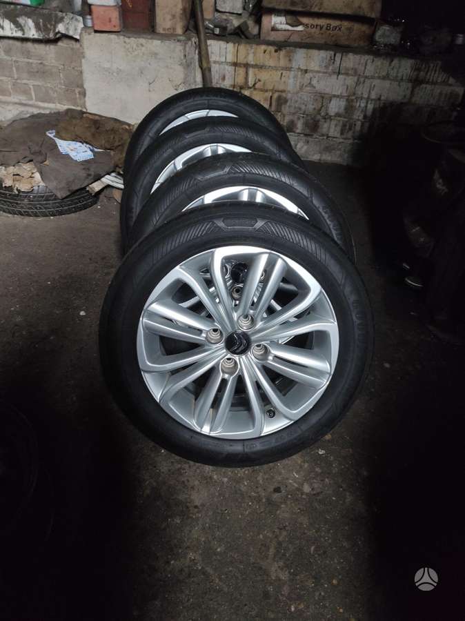 Citroen, lengvojo lydinio, R16