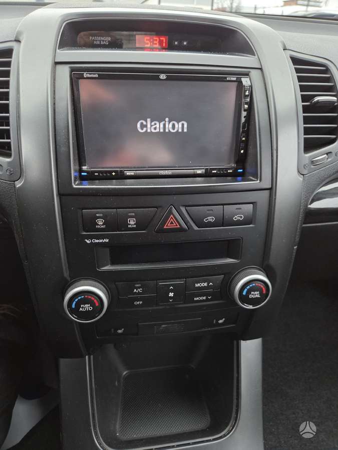 Kia Sorento, 2.2 l., off-road / crossover