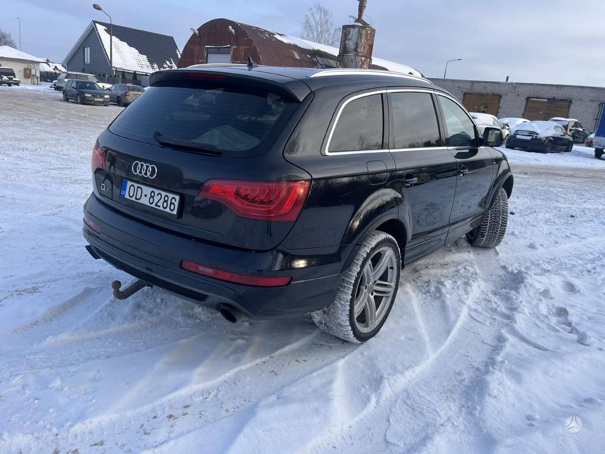 Audi Q7, 2010 3