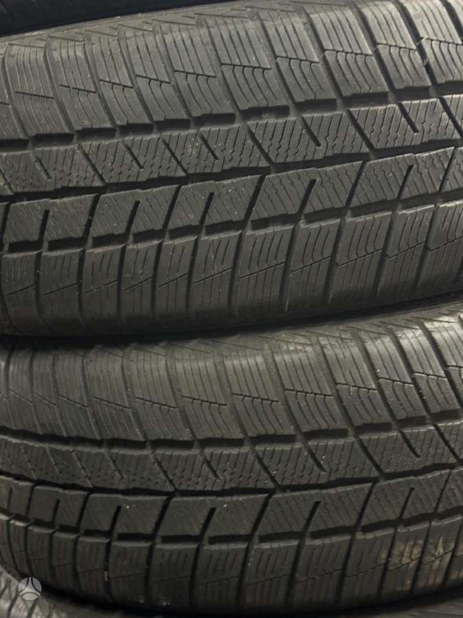 Barum, žieminės 215/55 R17