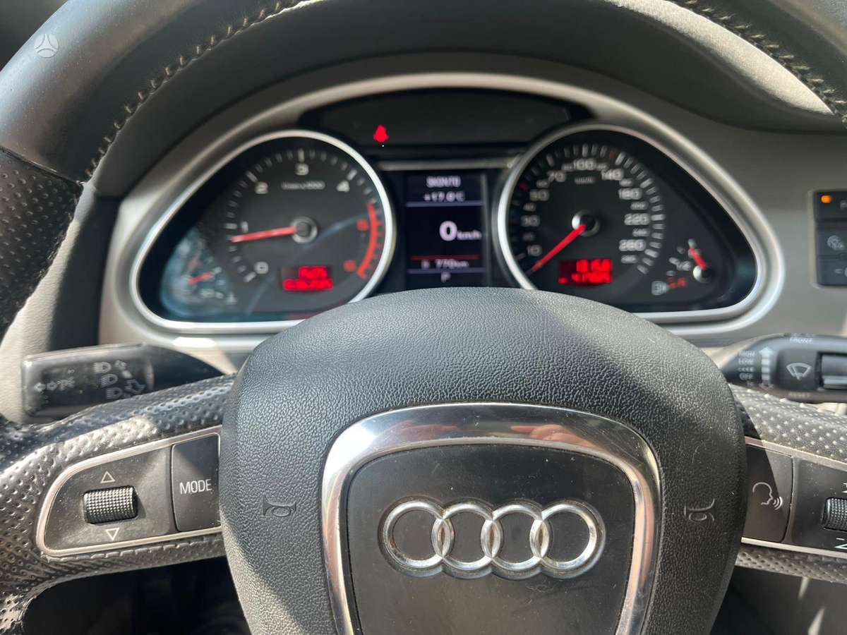 Audi Q7, 2010 16