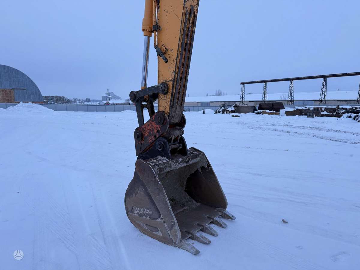 Hyundai Robex 210 LC-9, экскаваторы