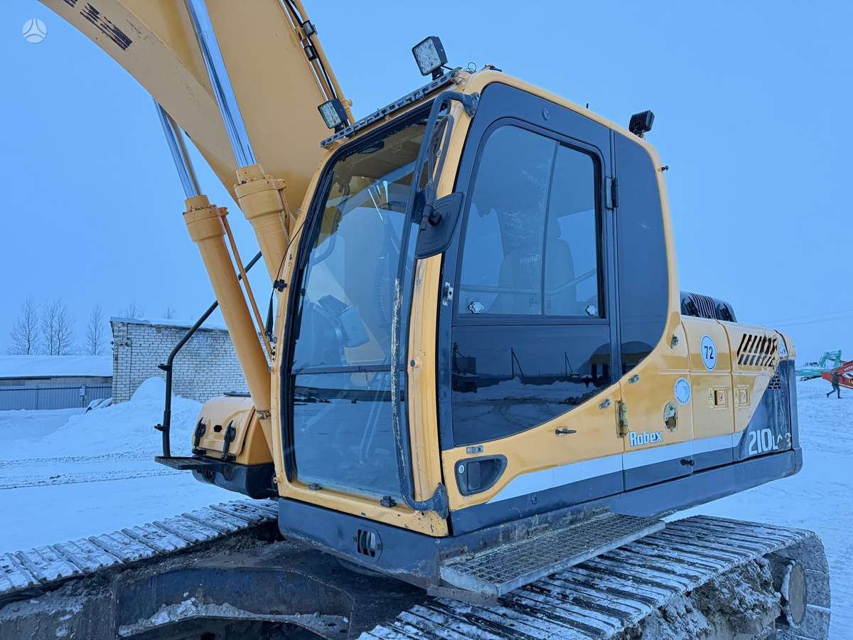 Hyundai Robex 210 LC-9, экскаваторы