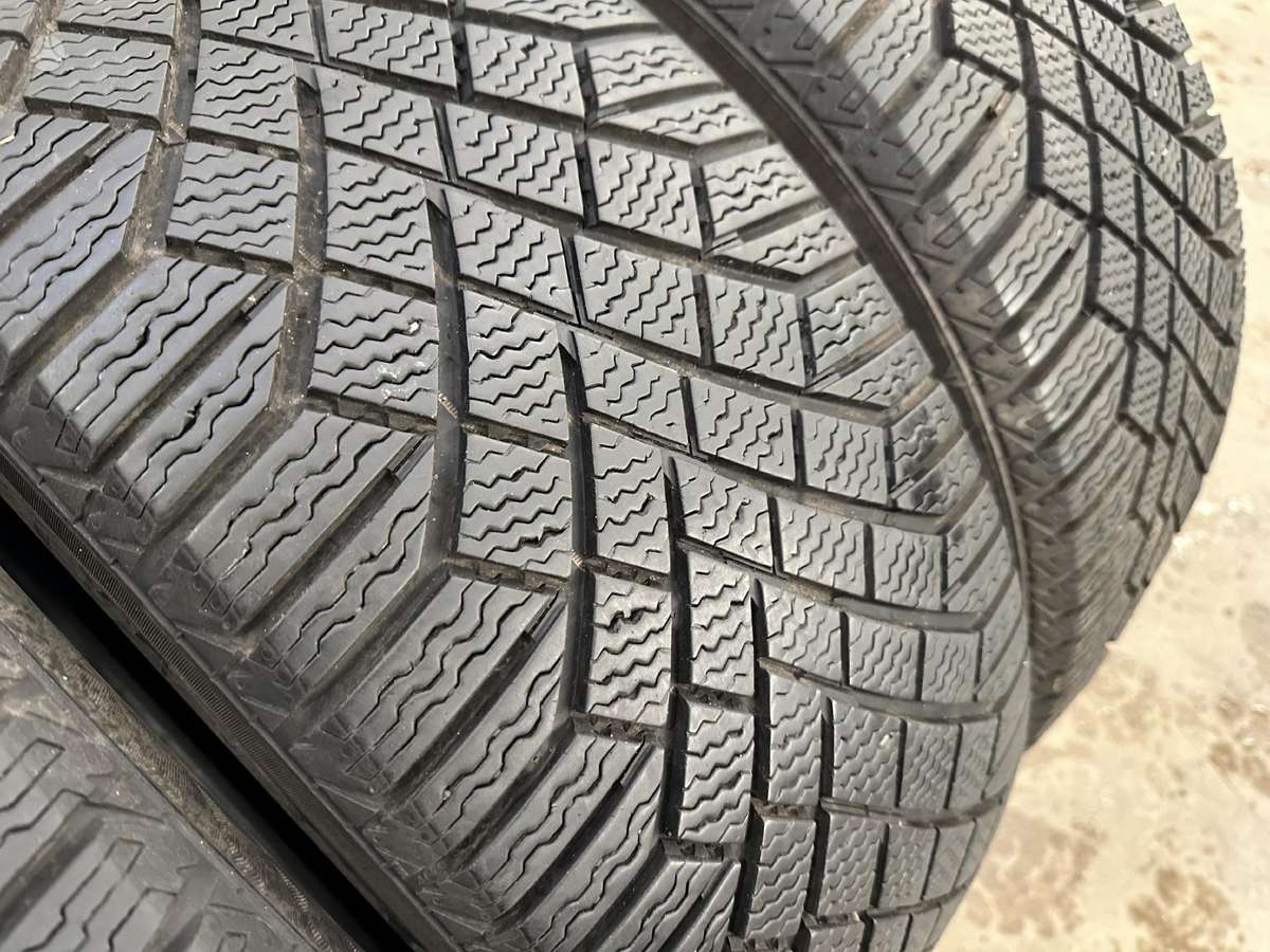 Continental, зимние 245/45 R19