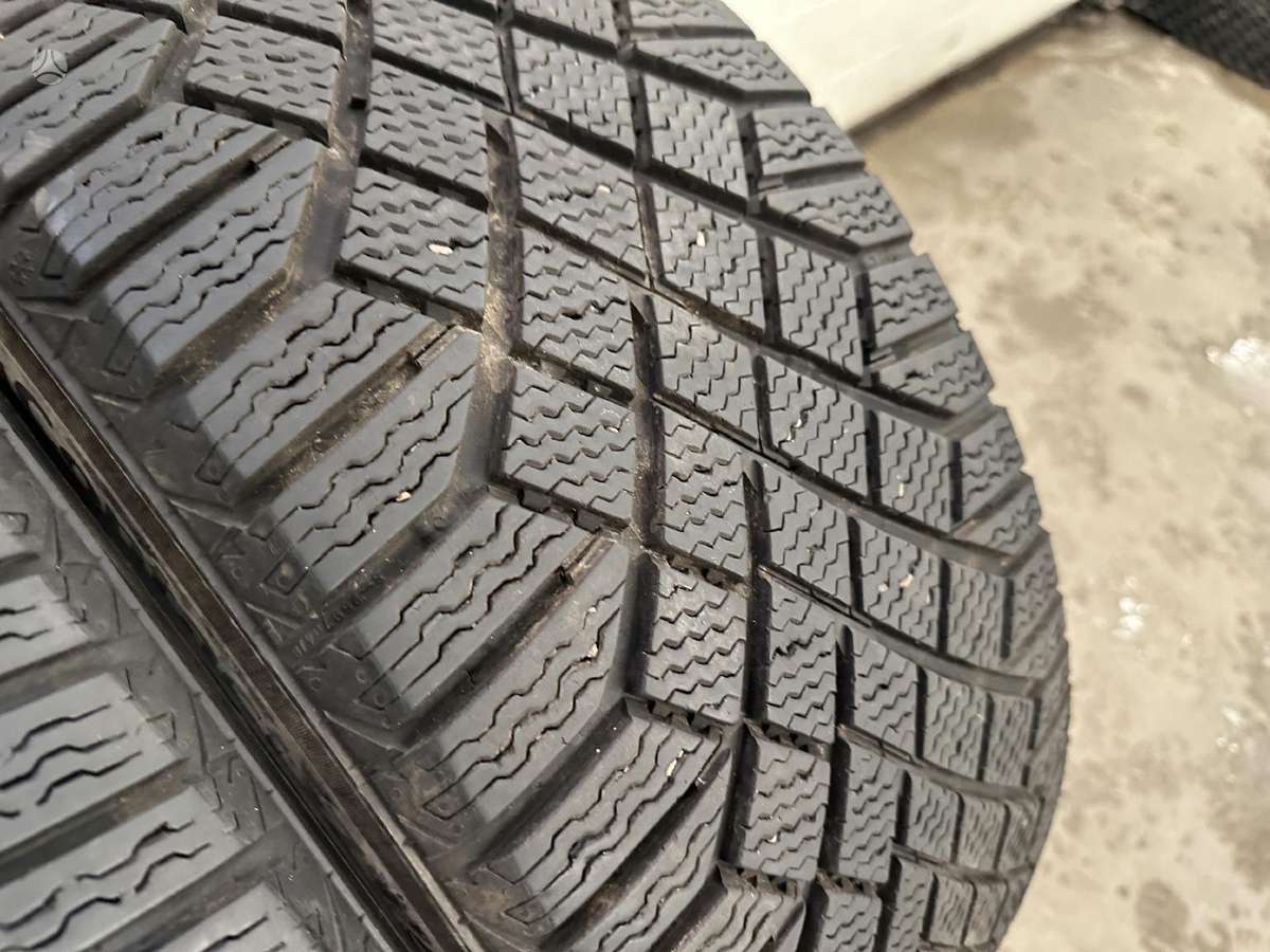 Continental, зимние 245/45 R19