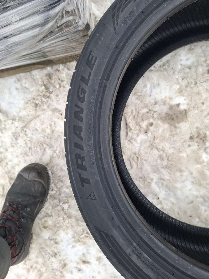 Triangle, летние 255/40 R19