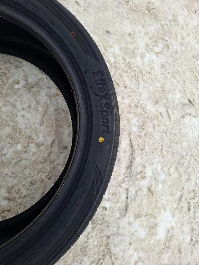 Triangle, vasarinės 255/40 R19