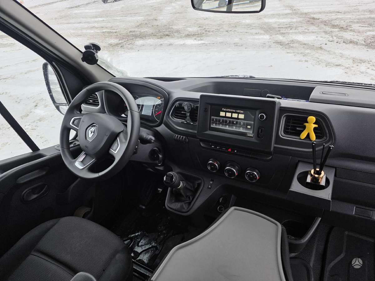 Renault Master, 2024 5