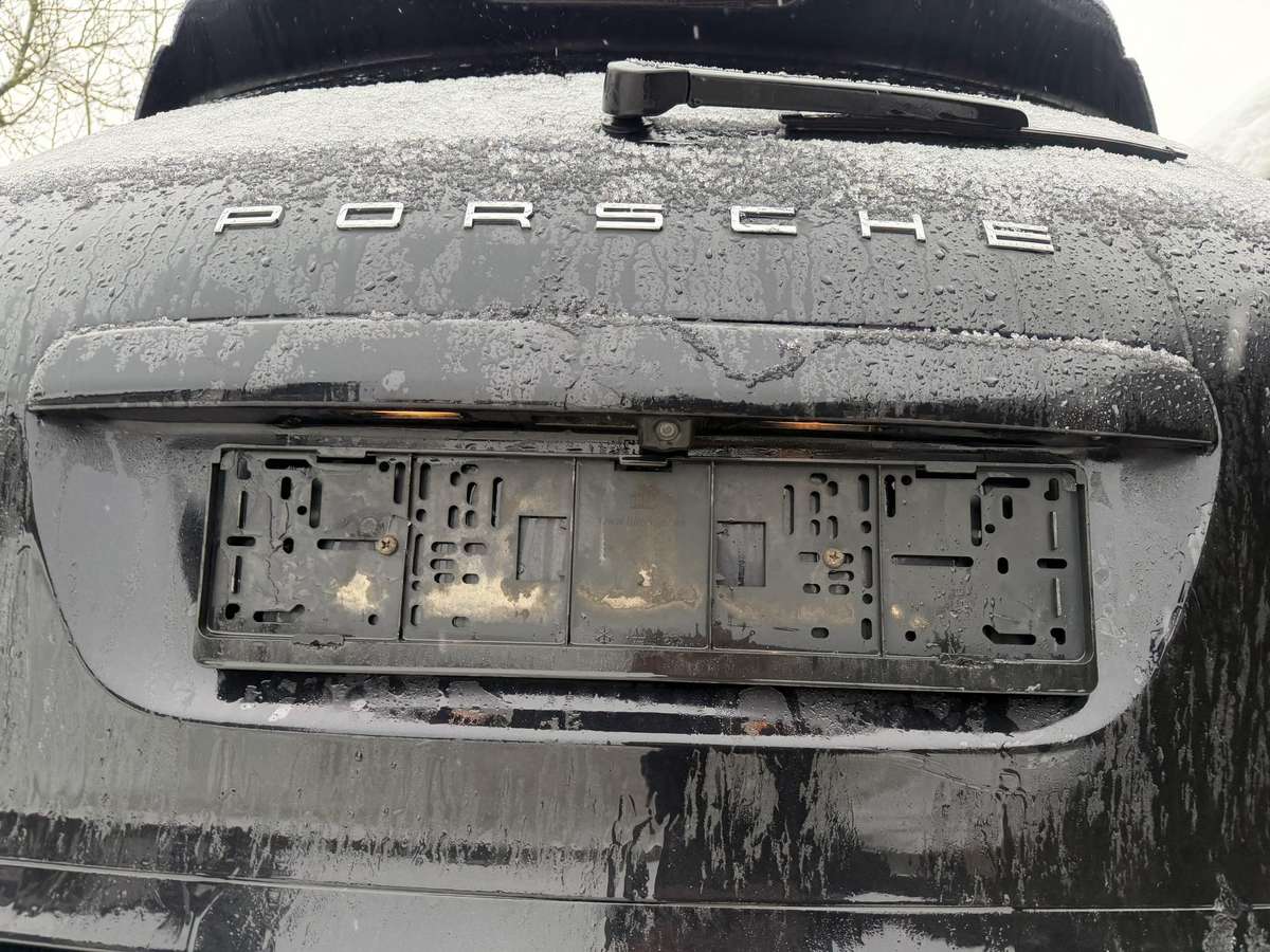 Porsche Cayenne Dalimis