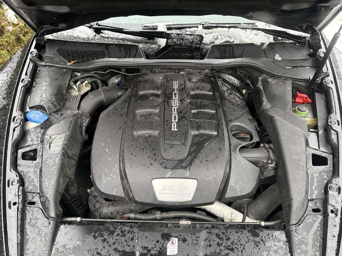 Porsche Cayenne Dalimis