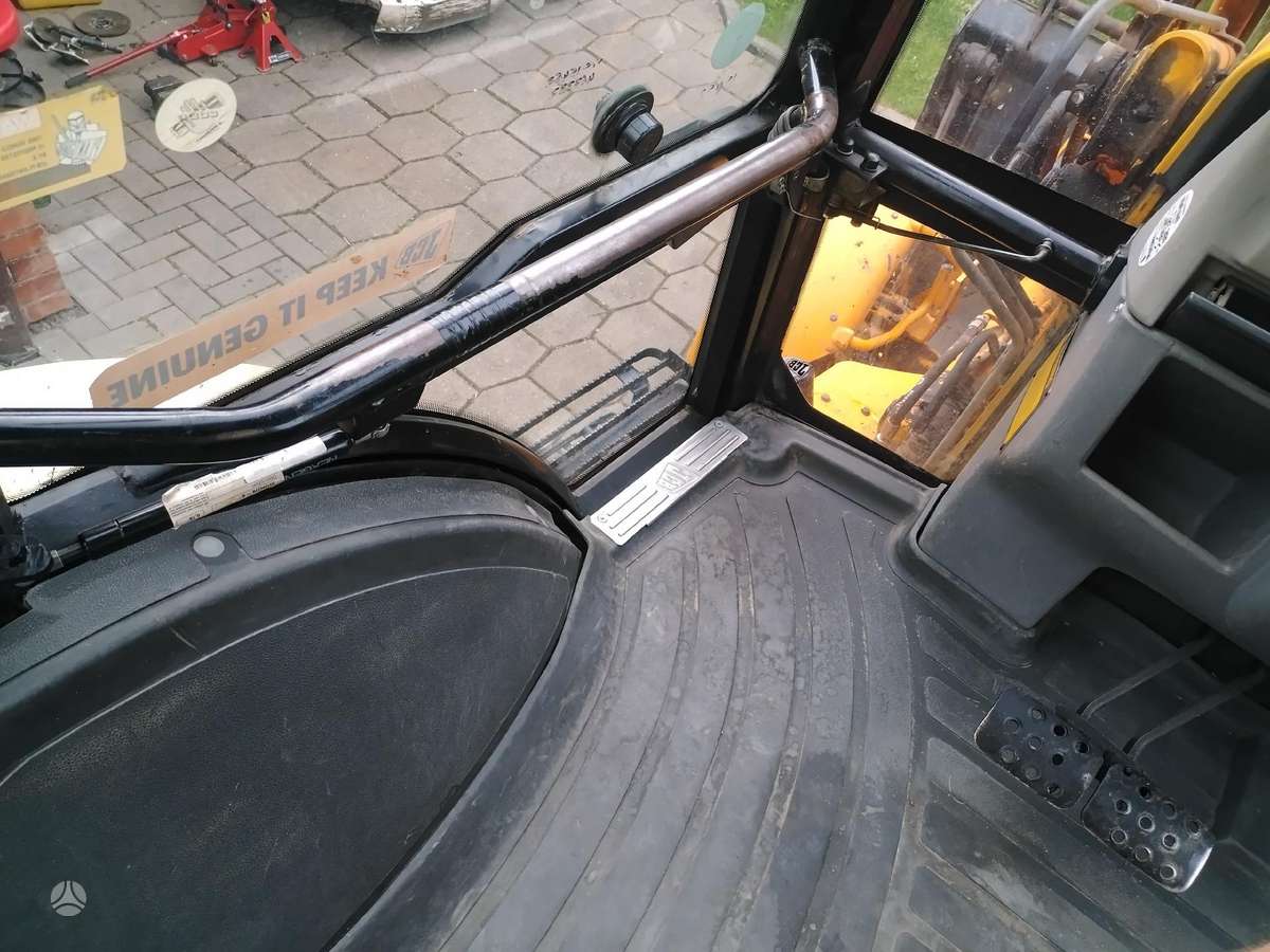 JCB 3CX, excavator loader