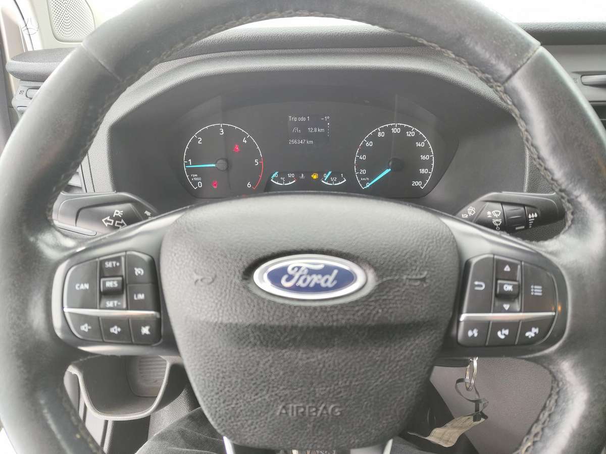 Ford Transit, 2019 12