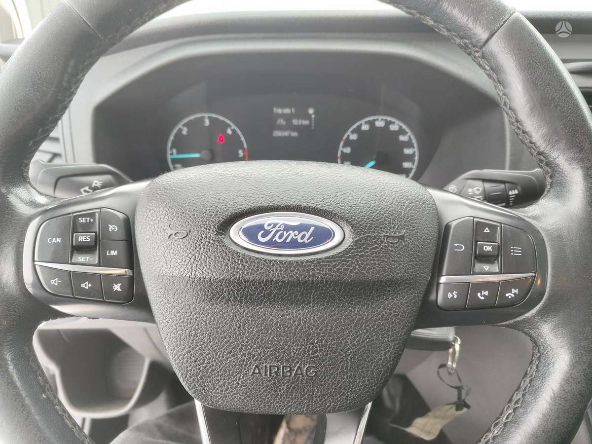 Ford Transit, 2019 13