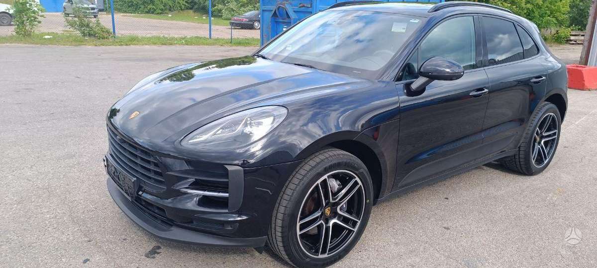 Porsche Macan - 2