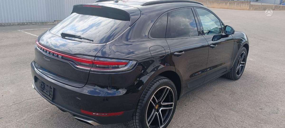 Porsche Macan - 3