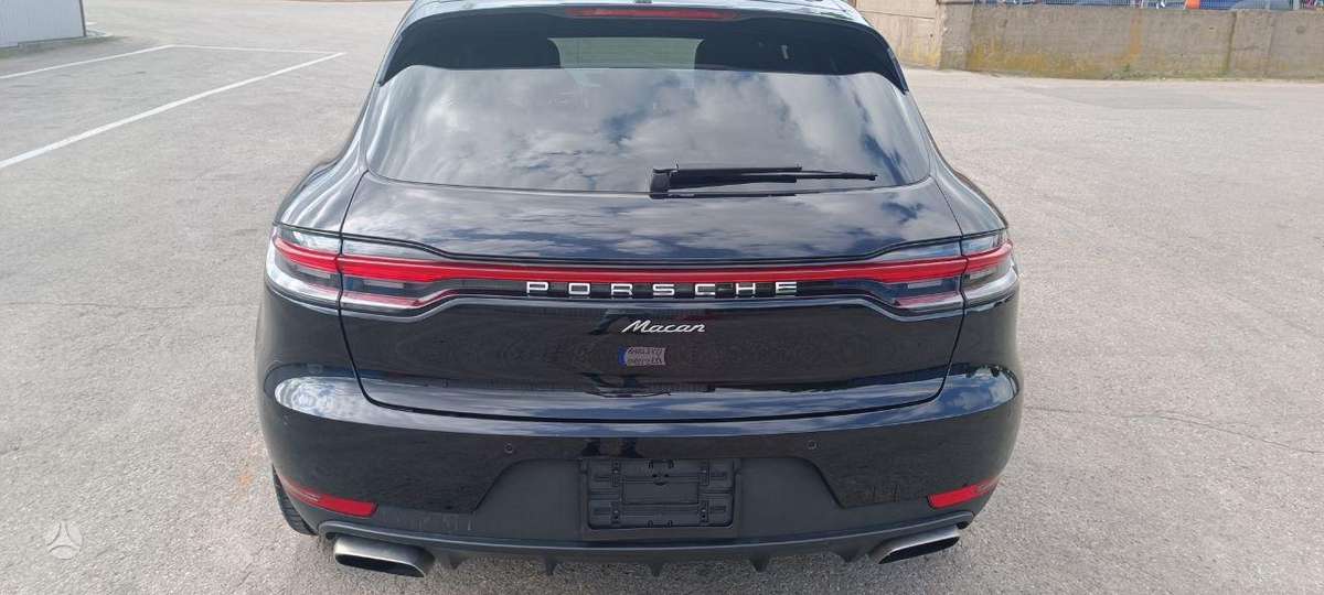 Porsche Macan - 4