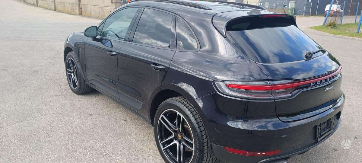 Porsche Macan - 5