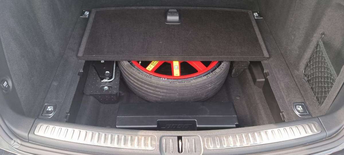 Porsche Macan - 8