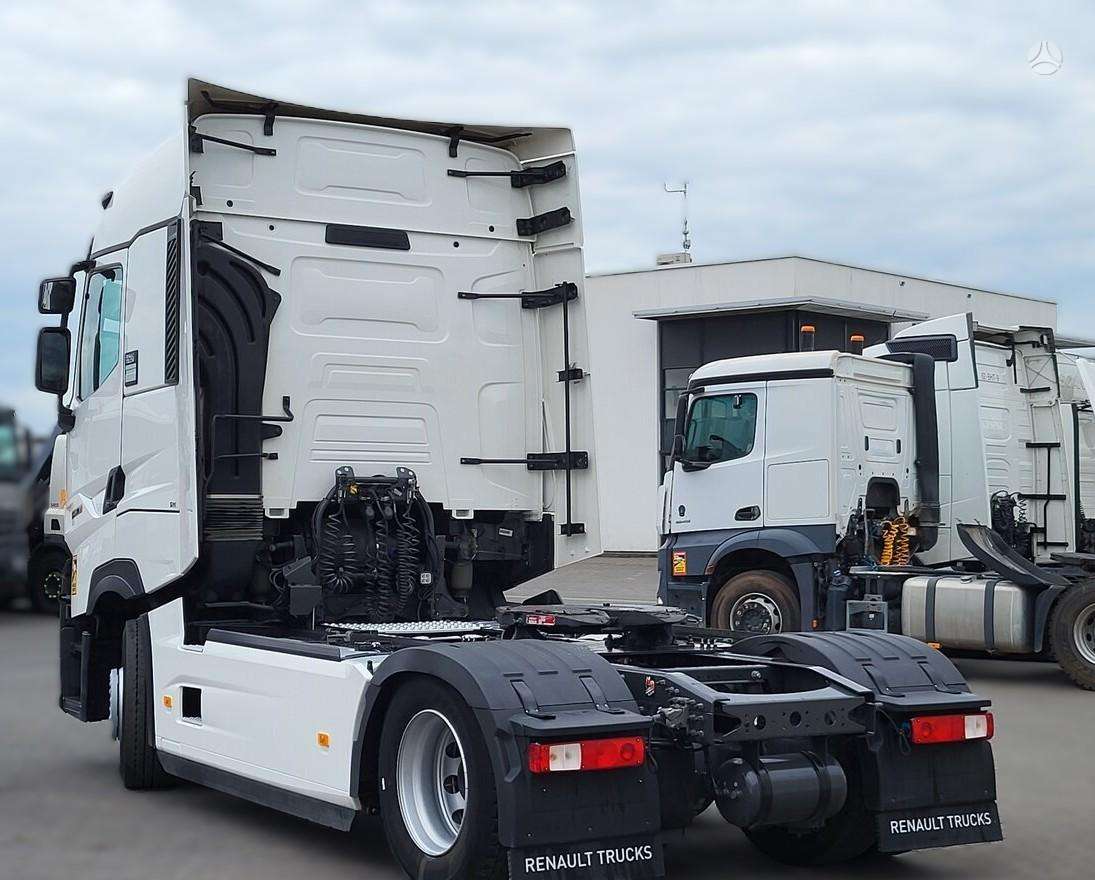 Renault T HIGH 480 T4X2, double sleeper