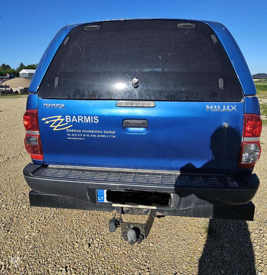 Toyota Hilux - 4